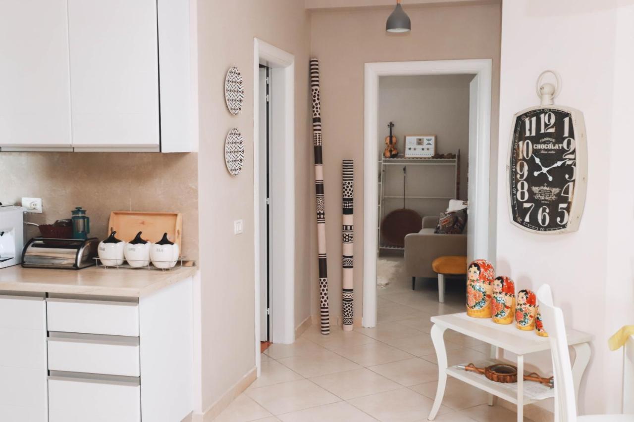 Large Apartment Near The Seaside Boulevard Lungomare วญอเรอ ภายนอก รูปภาพ