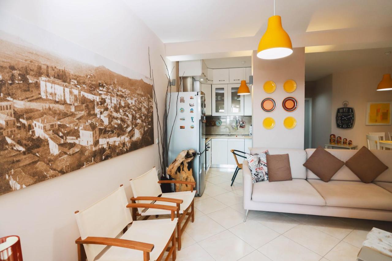Large Apartment Near The Seaside Boulevard Lungomare วญอเรอ ภายนอก รูปภาพ