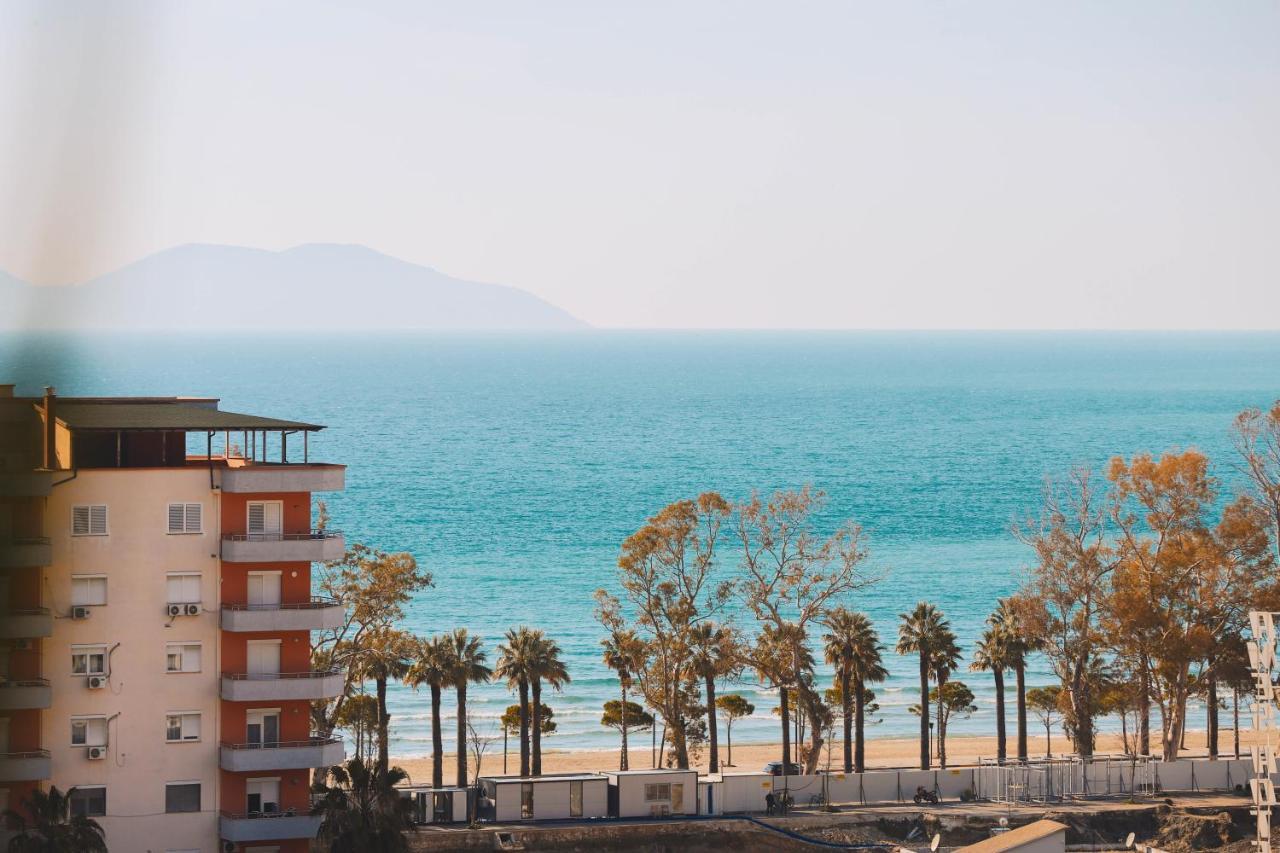 Large Apartment Near The Seaside Boulevard Lungomare วญอเรอ ภายนอก รูปภาพ